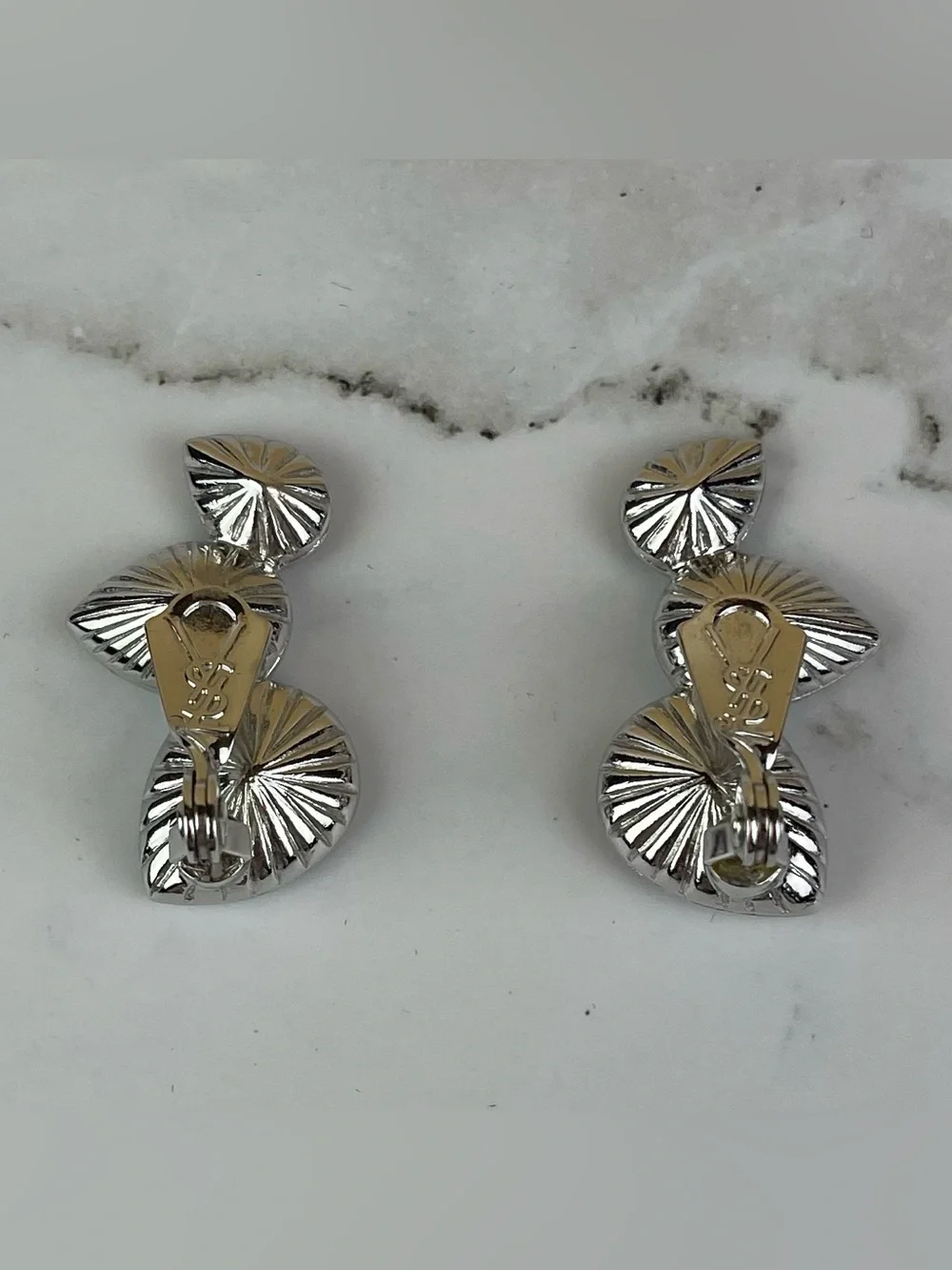 Vintage Yves Saint Laurent Couture Ruby Red Crystal Cluster Clip-On Earrings - Picture 4 of 5